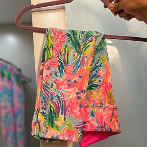 Fan Sea Pants Cropped Weekender Legging. Worn once. Size small.